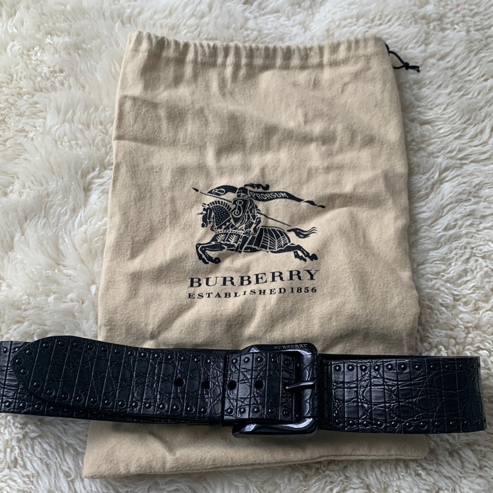 Burberry croc leather belt 32/80